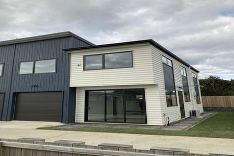 Photo of property in 15a Garelja Road, Henderson, Auckland, 0612