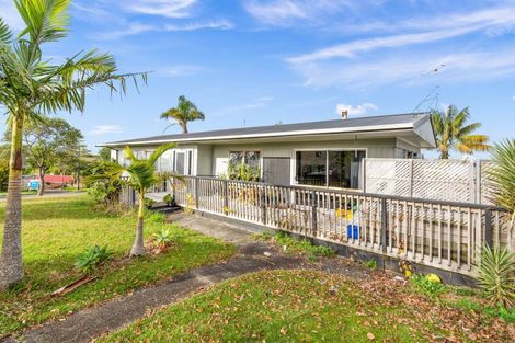 Photo of property in 4 Montague Place, Onerahi, Whangarei, 0110