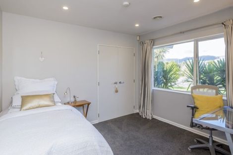 Photo of property in 43 Murray Court, Paraparaumu Beach, Paraparaumu, 5032