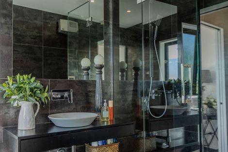 Photo of property in 29 Soleares Avenue, Mount Pleasant, Christchurch, 8081