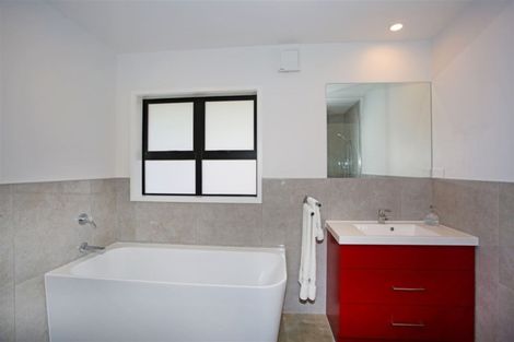 Photo of property in 7 Ronald Avenue, Glenbrook, Waiuku, 2681