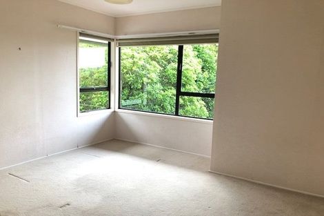 Photo of property in 20 Makepiece Place, Chatswood, Auckland, 0626
