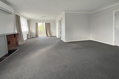 Photo of property in 5 Kelwyn Road, Kelston, Auckland, 0602