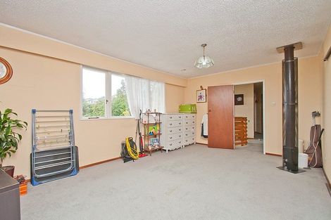 Photo of property in 16 Cypress Place, Sunnynook, Auckland, 0620