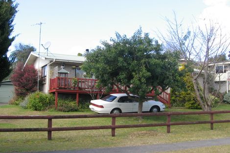 Photo of property in 102 Tirohanga Drive, Whangamata, 3620