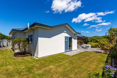 Photo of property in 3 Barque Crescent, Whitby, Porirua, 5024
