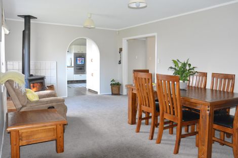 Photo of property in 37 Allan Road, Burgess Park, New Plymouth, 4371