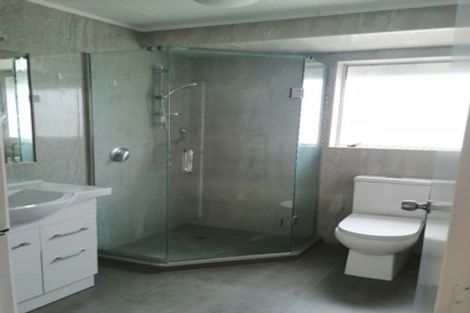 Photo of property in 68 Hutchinsons Road, Bucklands Beach, Auckland, 2014