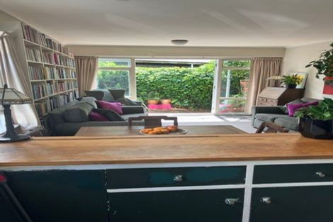 Photo of property in Newman Court Apartments, 2 Newman Terrace, Thorndon, Wellington, 6011