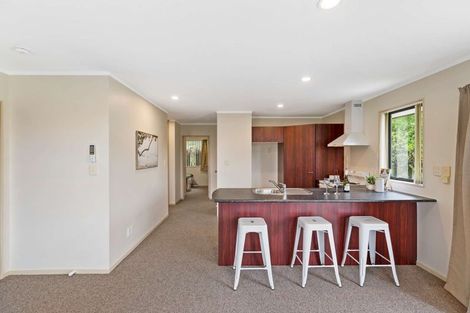Photo of property in 40 Regents Park Place, Westgate, Auckland, 0614