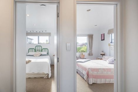 Photo of property in 18 Ringwood Place, Whitianga, 3510