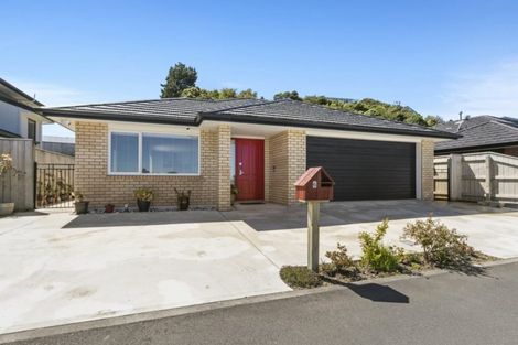 Photo of property in 6 Lime Grove, Maungaraki, Lower Hutt, 5010