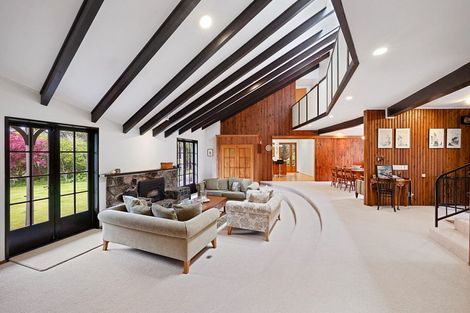 Photo of property in 447 Barrett Road, Omata, New Plymouth, 4374