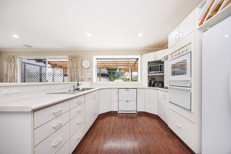 Photo of property in 34 Jefferson Crescent, Milson, Palmerston North, 4414