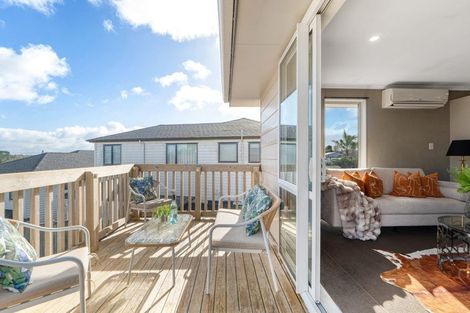 Photo of property in 148a Aviemore Drive, Highland Park, Auckland, 2010