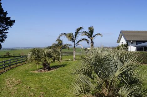 Photo of property in 459 Wiroa Road, Kerikeri, 0293