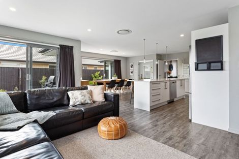 Photo of property in 7 Brockelbank Drive, Kaiapoi, 7630