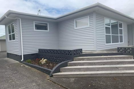 Photo of property in 30 Read Street, Levin, 5510