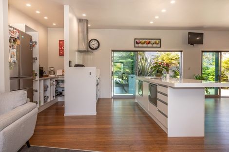 Photo of property in 30a Brougham Street, Westport, 7825