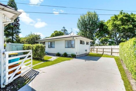 Photo of property in 2 Sare Crescent, Fairfield, Hamilton, 3214