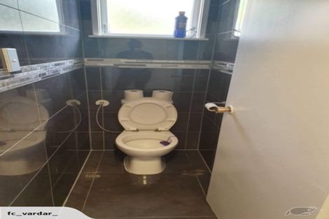 Photo of property in 17 Hewlett Road, Massey, Auckland, 0614