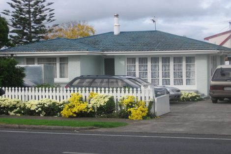 Photo of property in 1/128 Kimpton Road, Papatoetoe, Auckland, 2025