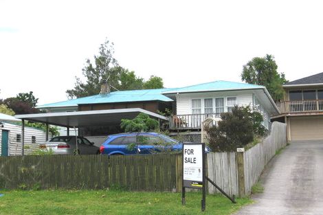 Photo of property in 12 Lauderdale Road, Birkdale, Auckland, 0626
