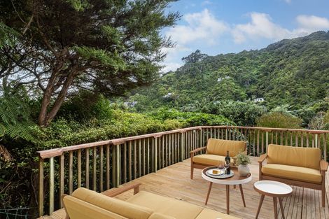 Photo of property in 19 Marama Terrace, Eastbourne, Lower Hutt, 5013