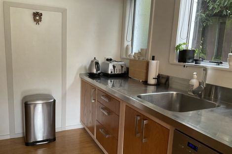 Photo of property in 9 Foster Terrace, Lyttelton, 8082