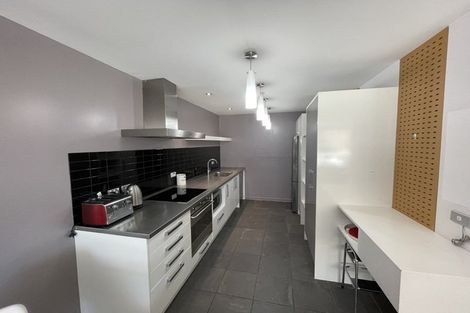 Photo of property in Portal Apartments, 42 Cable Street, Te Aro, Wellington, 6011