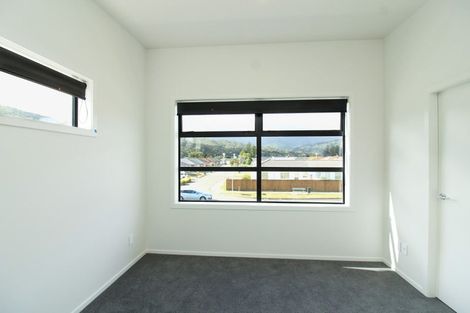 Photo of property in 19-19a The Strand, Wainuiomata, Lower Hutt, 5014