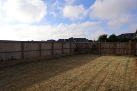 Photo of property in 37 Bradbury Avenue, Rolleston, 7614