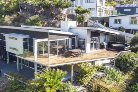 Photo of property in 101 Mount Pleasant Road, Mount Pleasant, Christchurch, 8081