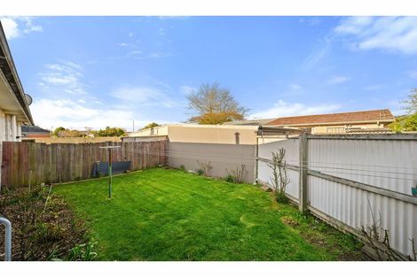 Photo of property in 2/110 Barbour Street, Waltham, Christchurch, 8011