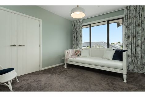 Photo of property in 100 Condor Drive, Pyes Pa, Tauranga, 3112