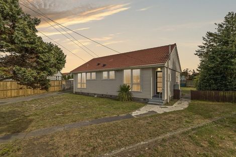 Photo of property in 7 Betty Place, Aranui, Christchurch, 8061