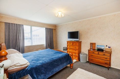 Photo of property in 44 Napier Road, Terrace End, Palmerston North, 4410