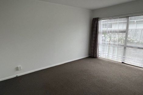 Photo of property in 1/57 Butley Drive, Farm Cove, Auckland, 2012
