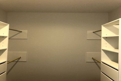 Photo of property in 6 Riroriro Close, Papakura, 2110