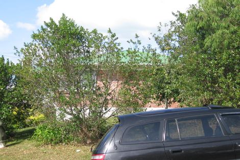 Photo of property in 74 Stottholm Road, Titirangi, Auckland, 0604