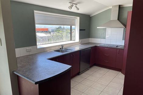 Photo of property in 15a Rishworth Avenue, Stanmore Bay, Whangaparaoa, 0932