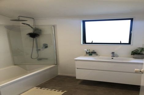 Photo of property in 18 Pelorus Street, Welcome Bay, Tauranga, 3112