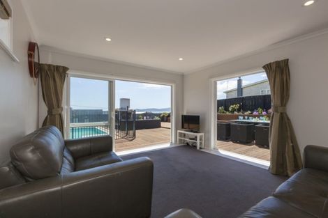 Photo of property in 14 Rosetta Road, Raumati South, Paraparaumu, 5032