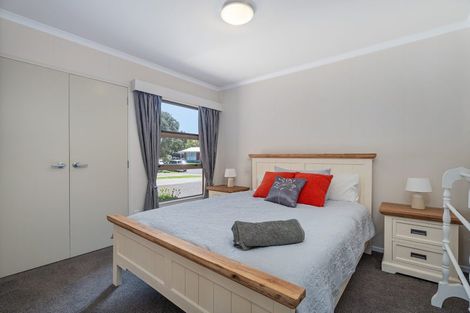 Photo of property in 48 Carina Way, Whitianga, 3510