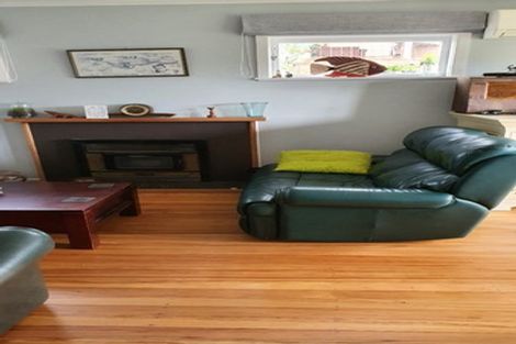 Photo of property in 38 Glengarry Road, Glen Eden, Auckland, 0602