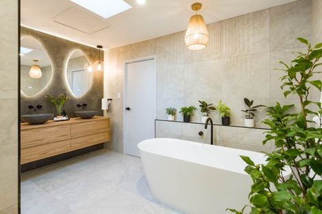 Photo of property in 8 Sullivans Road, Paihia, 0200