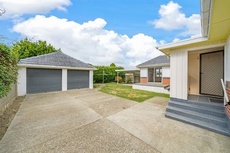 Photo of property in 19 Hall Grove, Ebdentown, Upper Hutt, 5018
