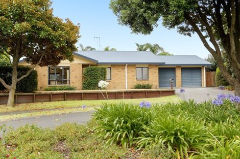 Photo of property in 10 Golden Courie Close, Papamoa Beach, Papamoa, 3118