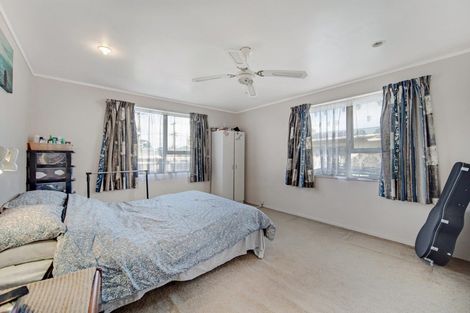 Photo of property in 57 Dale Crescent, Pakuranga, Auckland, 2010