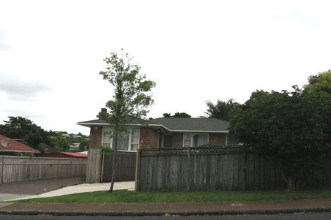 Photo of property in 1/10 Stanaway Street, Hillcrest, Auckland, 0627